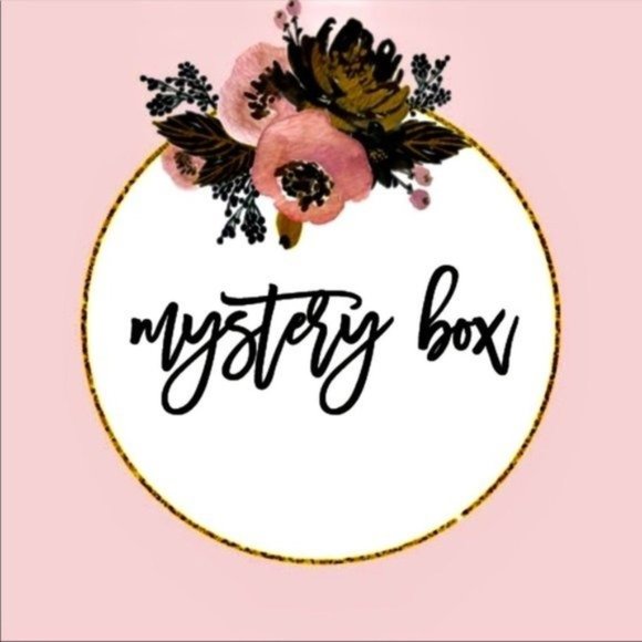 Tops - Five Piece Style Curated Mystery Box Size …
